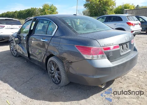 2011 Honda Accord 3.5 Ex-L from USA, damaged, VIN 1HGCP3F8XBA010881